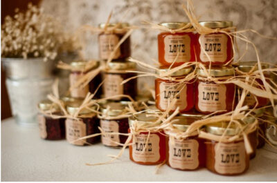 honey jars rustic wedding favour 